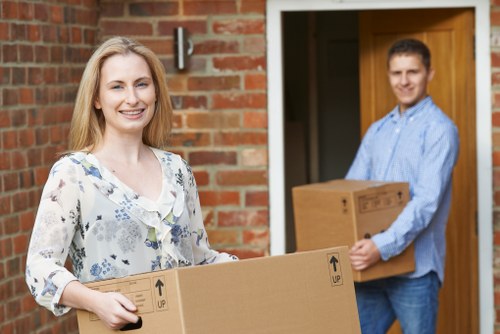 Local house removal service planning a move in Dagenham