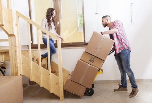 Removal truck hire for access and parking-aware moves in Dagenham